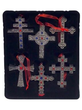 Thomas Pacconi Classic Cross Ornaments 2004 Collection New in original box.